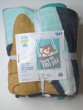 No Sew Throw Kit Dog Living The Ruff Life Anti-Pill Fleece 2 Prints NEW